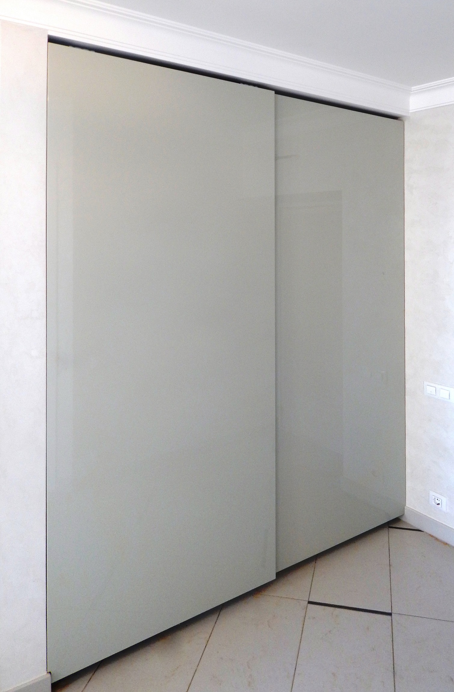 Рамочный алюминиевый фасад Z4s